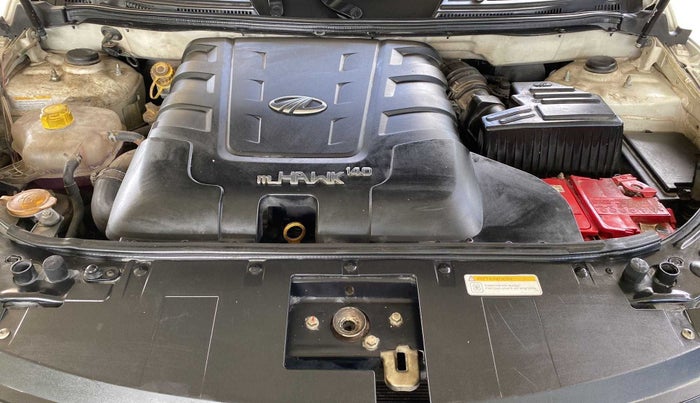 2017 Mahindra XUV500 W10, Diesel, Manual, 86,446 km, Open Bonet