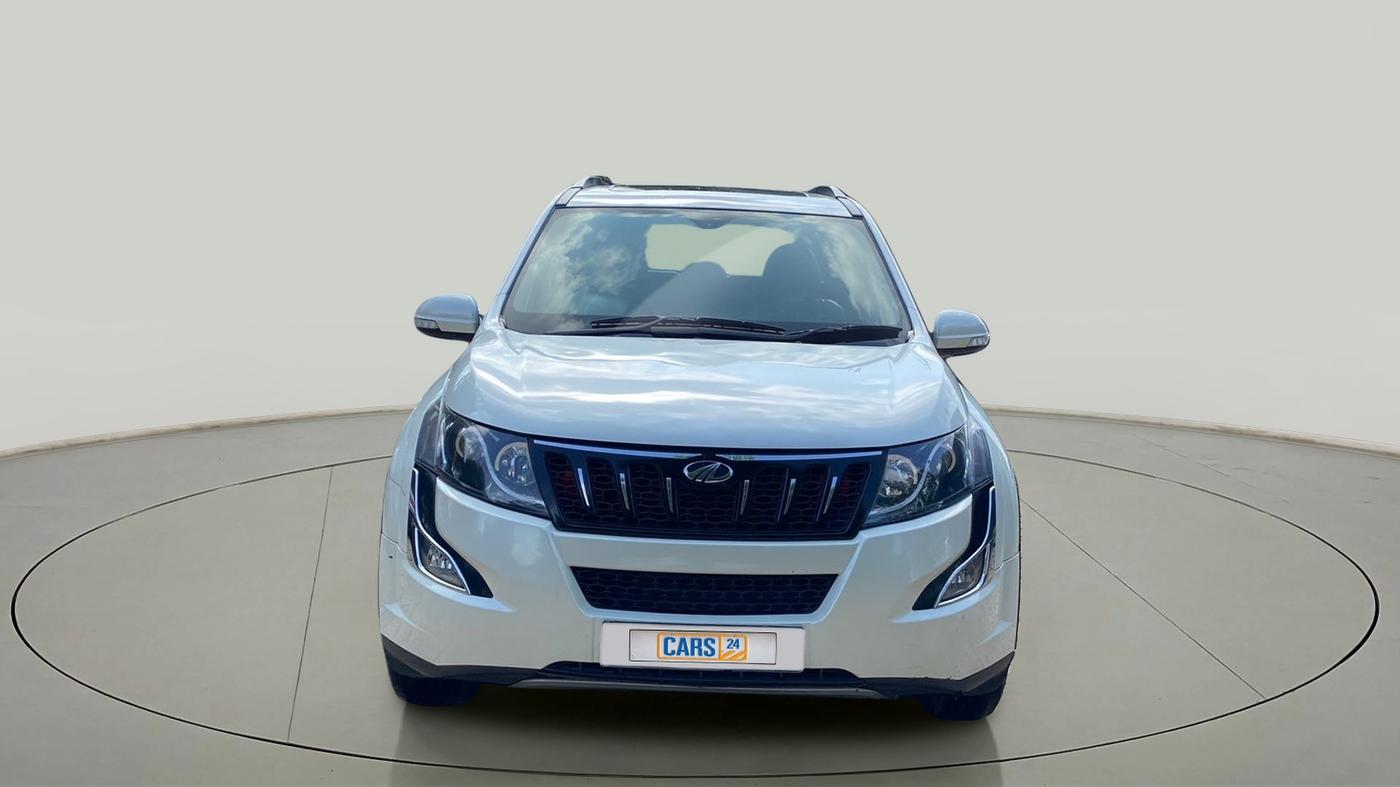 2017 Mahindra XUV500 W10, Diesel, Manual, 86,446 km, Front