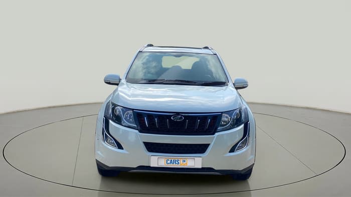 2017 Mahindra XUV500 W10, Diesel, Manual, 86,446 km, Front