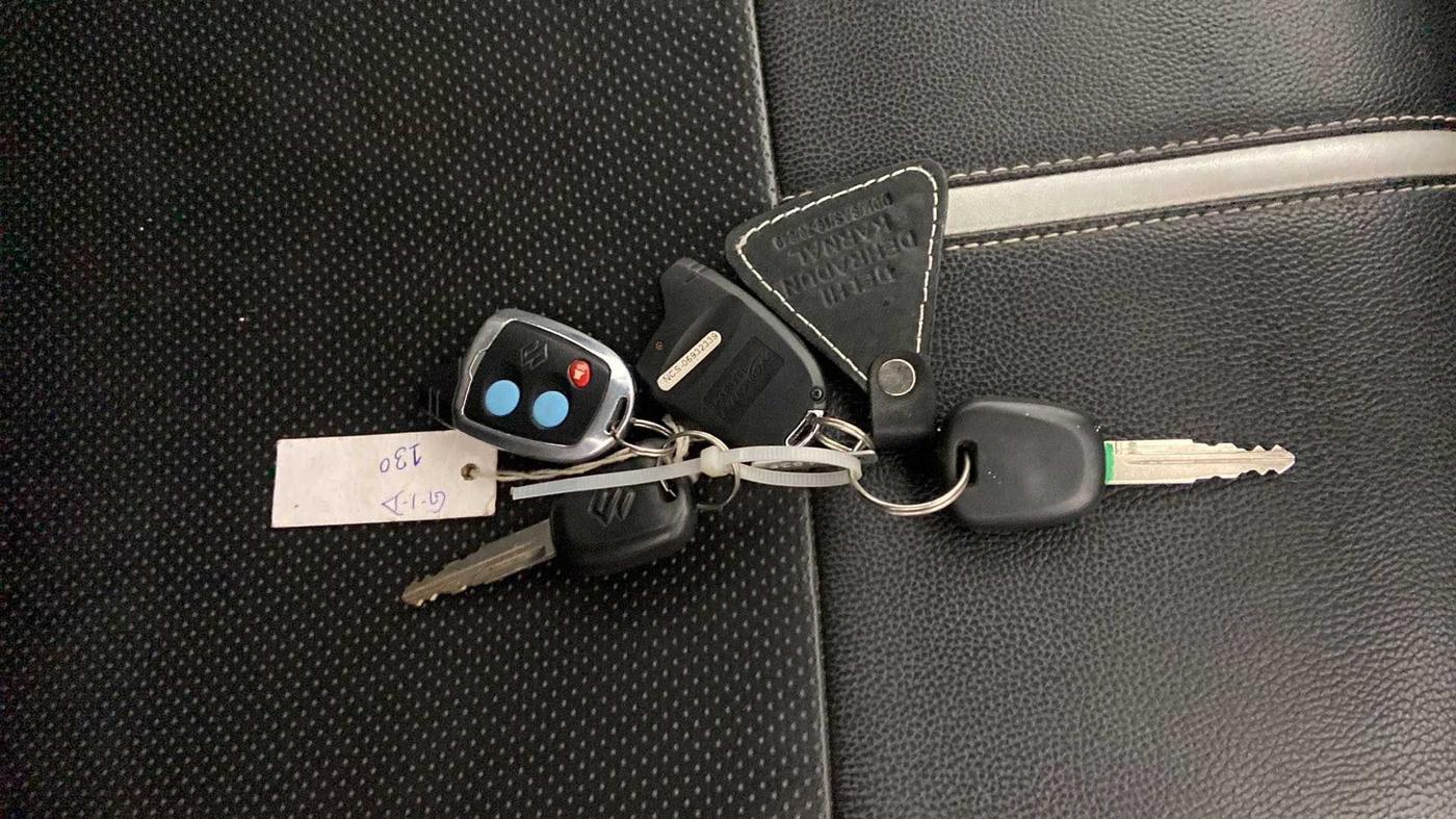2019 Maruti Alto LXI O, Petrol, Manual, 60,452 km, Key Close Up