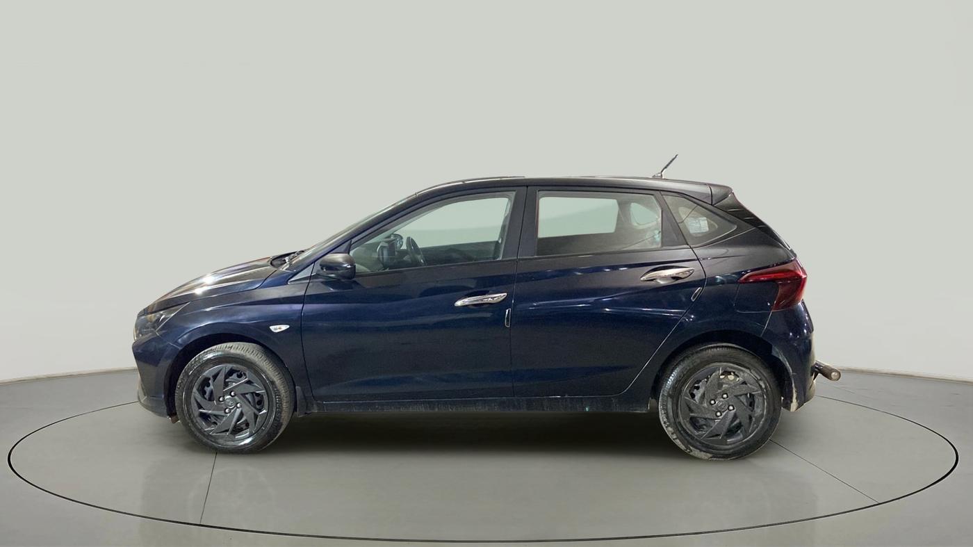 2022 Hyundai NEW I20 MAGNA 1.2 MT, Petrol, Manual, 10,663 km, Left Side