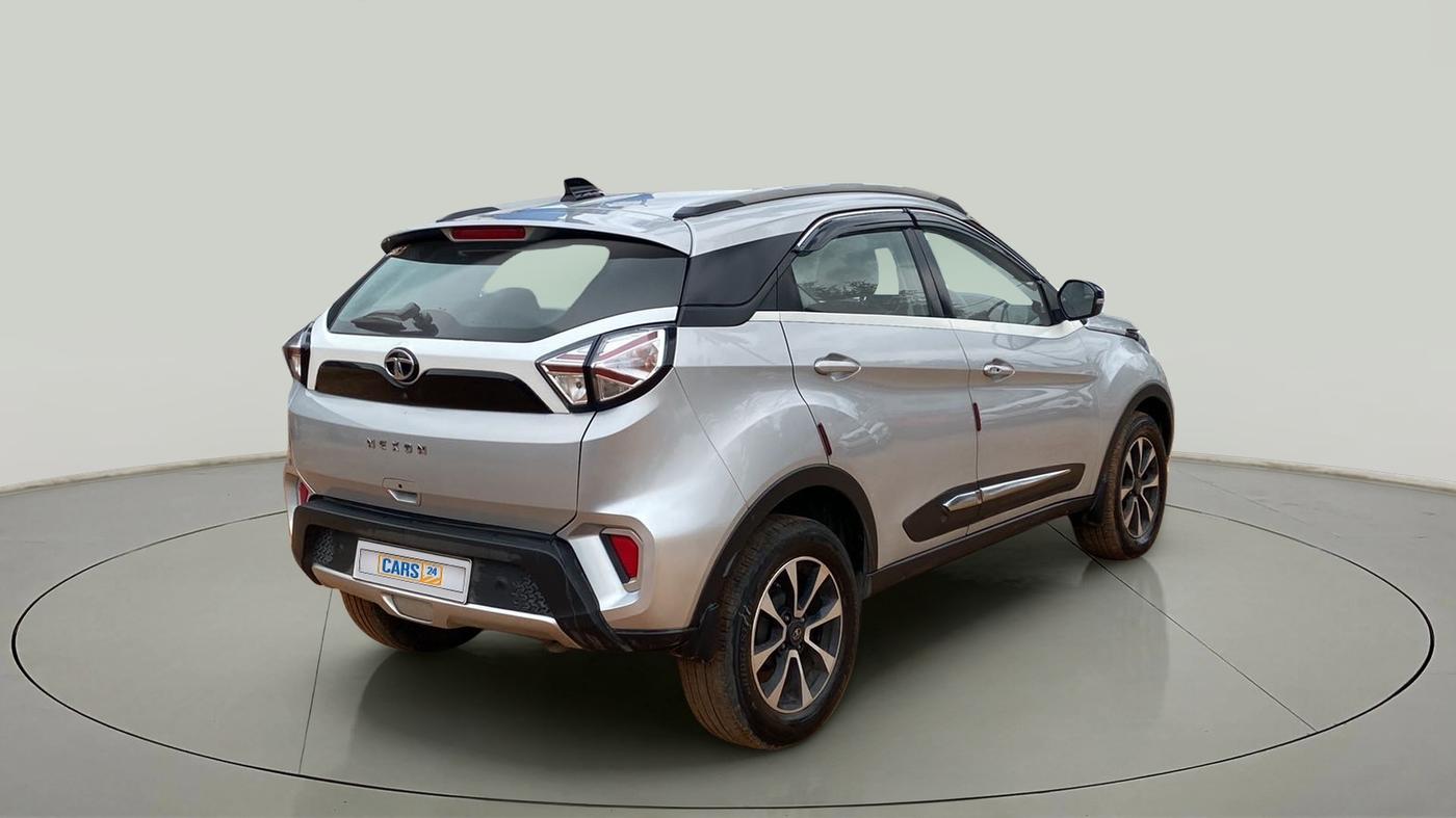 2020 Tata NEXON XZ PLUS DIESEL SUNROOF, Diesel, Manual, 52,471 km, Right Back Diagonal