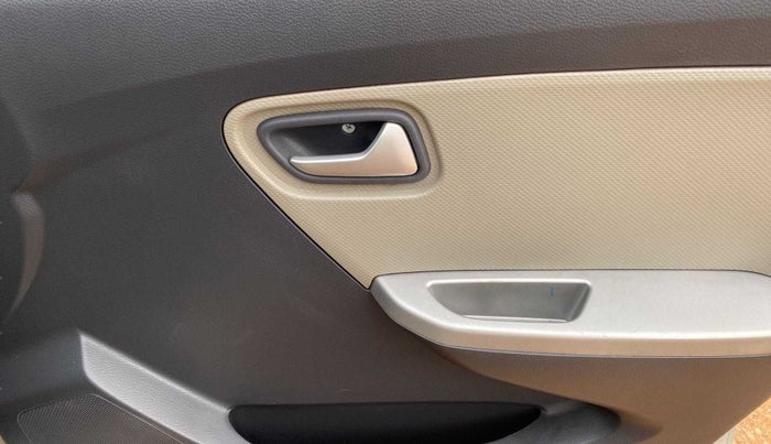2017 Maruti Alto K10 VXI (O) AMT, Petrol, Automatic, 32,979 km, Driver Side Door Panels Control