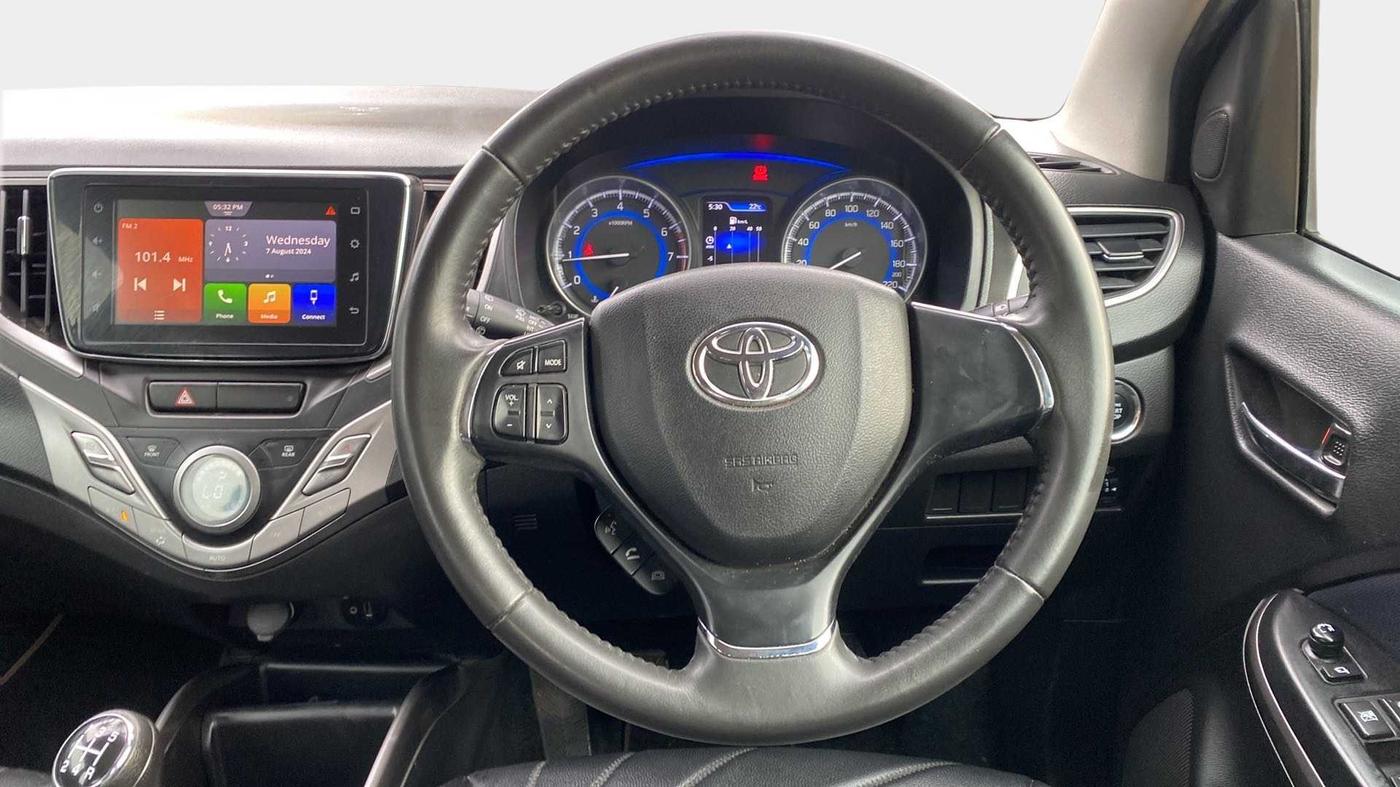 2020 Toyota Glanza V, Petrol, Manual, 98,650 km, Steering Wheel Close Up