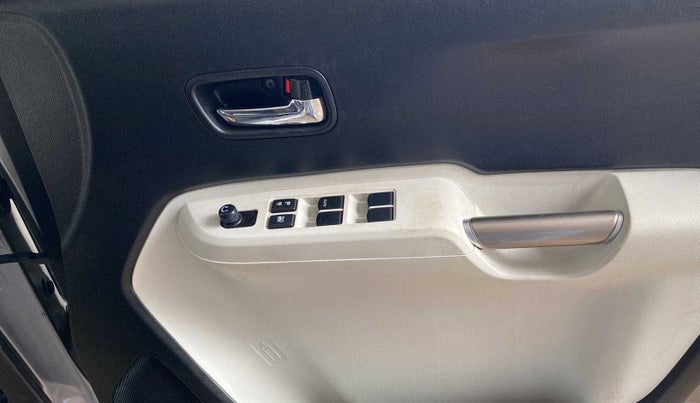 2018 Maruti IGNIS DELTA 1.2, Petrol, Manual, 34,558 km, Driver Side Door Panels Control