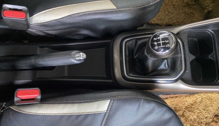 2018 Maruti IGNIS DELTA 1.2, Petrol, Manual, 34,558 km, Gear Lever