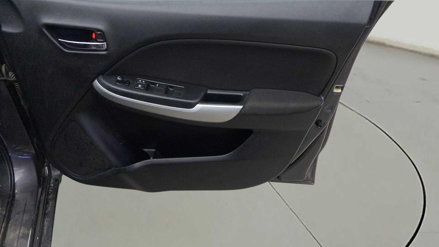 2016 Maruti Baleno DELTA CVT PETROL 1.2, Petrol, Automatic, 56,468 km, Driver Side Door Panels Control