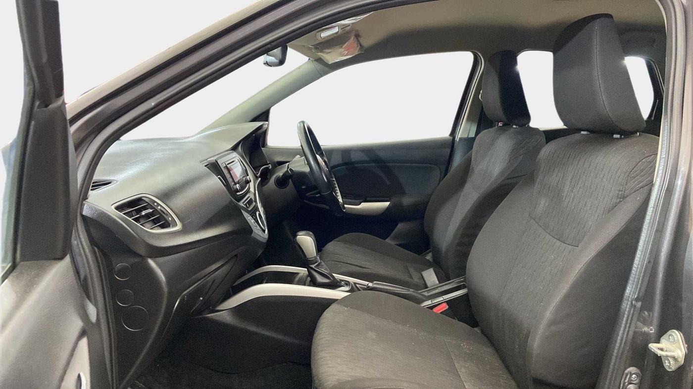 2016 Maruti Baleno DELTA CVT PETROL 1.2, Petrol, Automatic, 56,468 km, Right Side Front Door Cabin