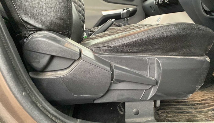 2022 Nissan MAGNITE XV MT, Petrol, Manual, 16,985 km, Driver Side Adjustment Panel