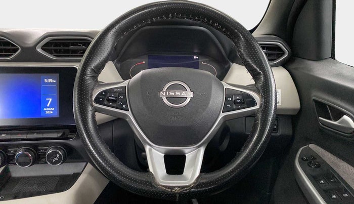 2022 Nissan MAGNITE XV MT, Petrol, Manual, 16,985 km, Steering Wheel Close Up