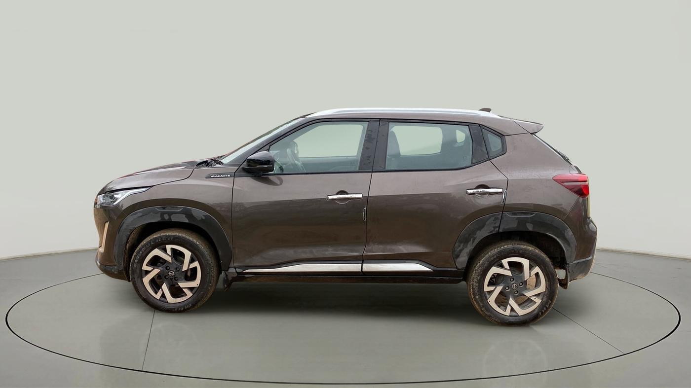 2022 Nissan MAGNITE XV MT, Petrol, Manual, 16,985 km, Left Side