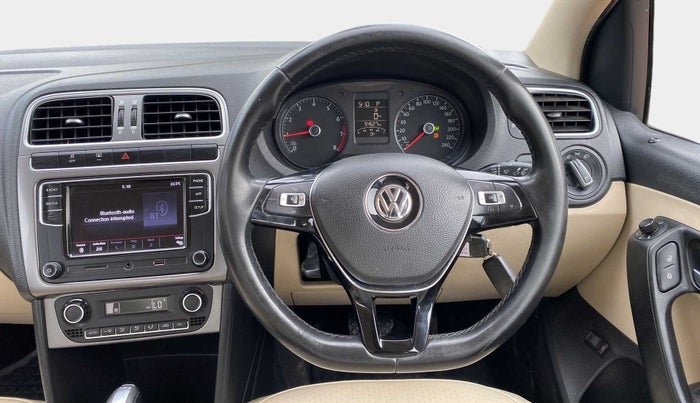 2018 Volkswagen Vento HIGHLINE PETROL AT, Petrol, Automatic, 54,621 km, Steering Wheel Close Up