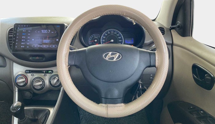 2016 Hyundai i10 MAGNA 1.1, Petrol, Manual, 55,631 km, Steering Wheel Close Up