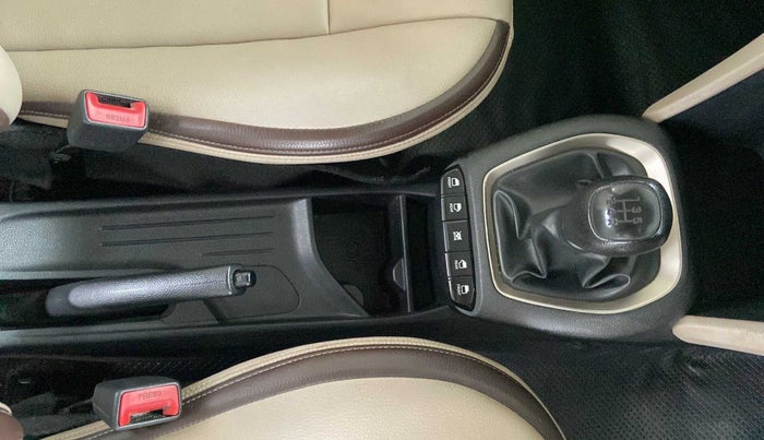 2019 Hyundai NEW SANTRO ASTA MT, Petrol, Manual, 66,201 km, Gear Lever