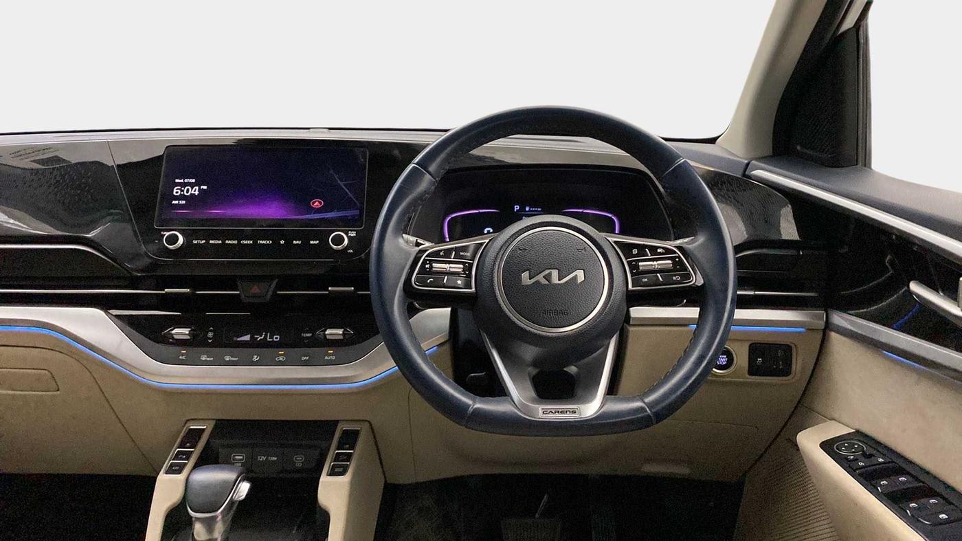 2022 KIA CARENS LUXURY PLUS 1.5 DIESEL AT 7 STR, Diesel, Automatic, 34,969 km, Steering Wheel Close Up