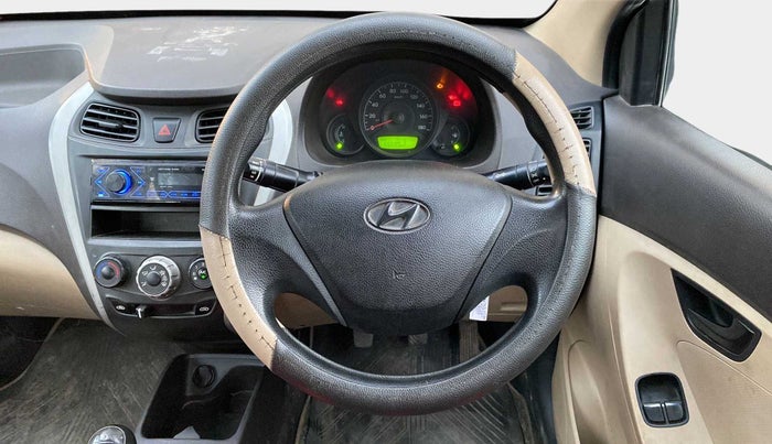 2018 Hyundai Eon ERA +, Petrol, Manual, 65,773 km, Steering Wheel Close Up