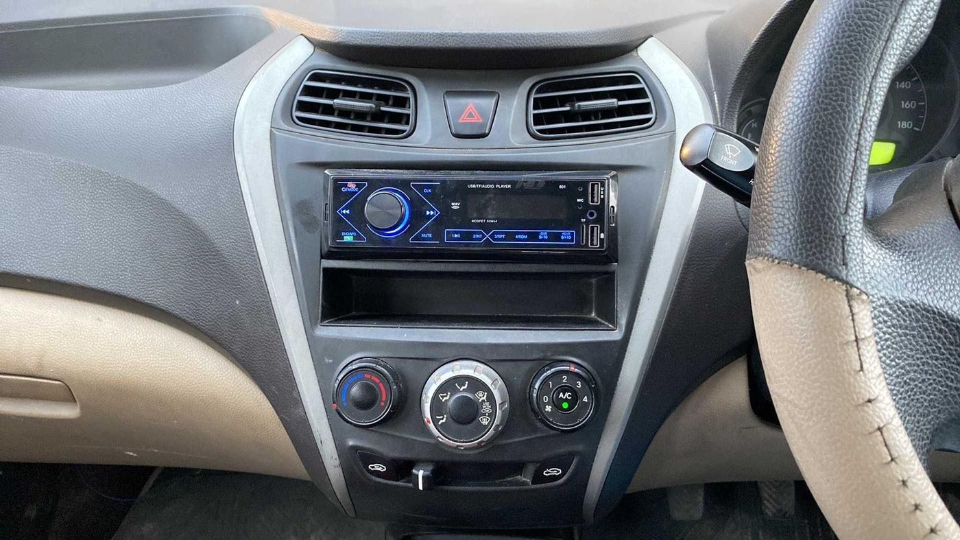 2018 Hyundai Eon ERA +, Petrol, Manual, 65,773 km, Air Conditioner