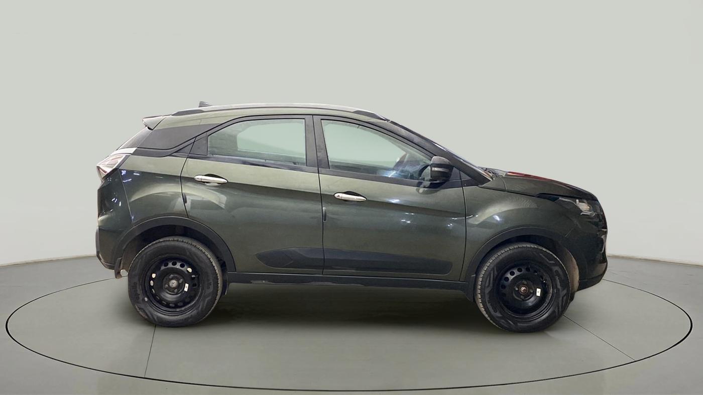 2021 Tata NEXON XM SUNROOF PETROL, Petrol, Manual, 46,114 km, Right Side View