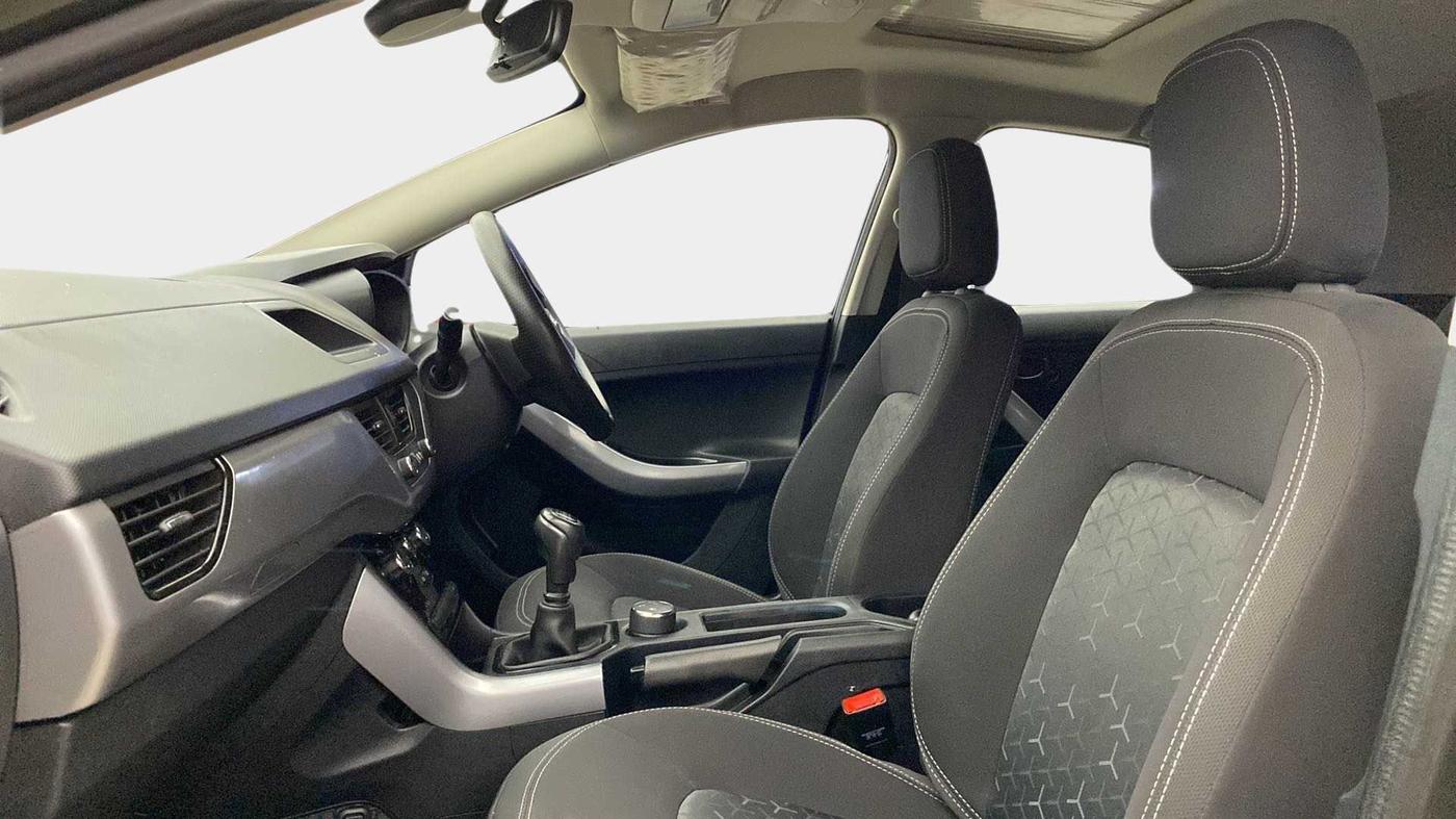 2021 Tata NEXON XM SUNROOF PETROL, Petrol, Manual, 46,114 km, Right Side Front Door Cabin