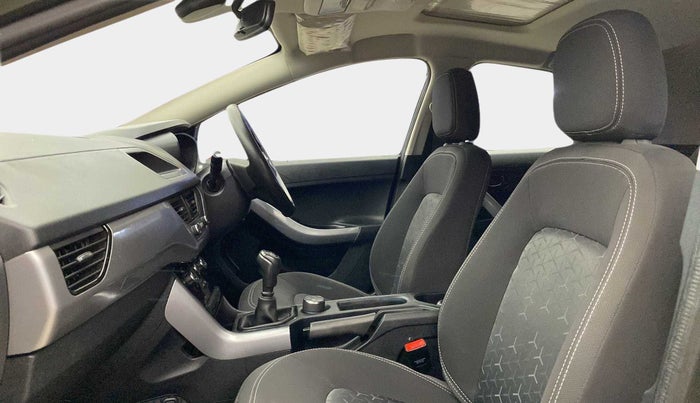 2021 Tata NEXON XM SUNROOF PETROL, Petrol, Manual, 46,114 km, Right Side Front Door Cabin