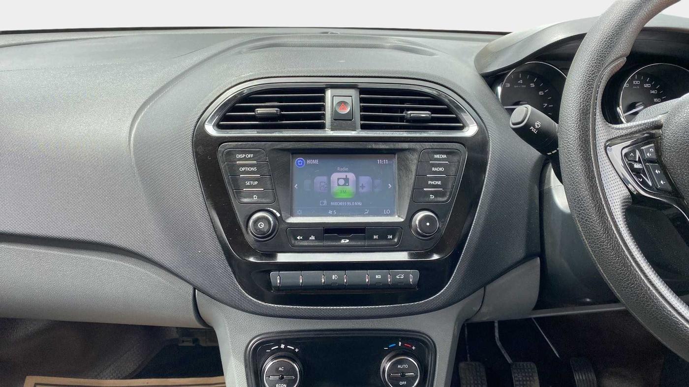 2018 Tata TIGOR XZ (O) PETROL, Petrol, Manual, 35,901 km, Air Conditioner