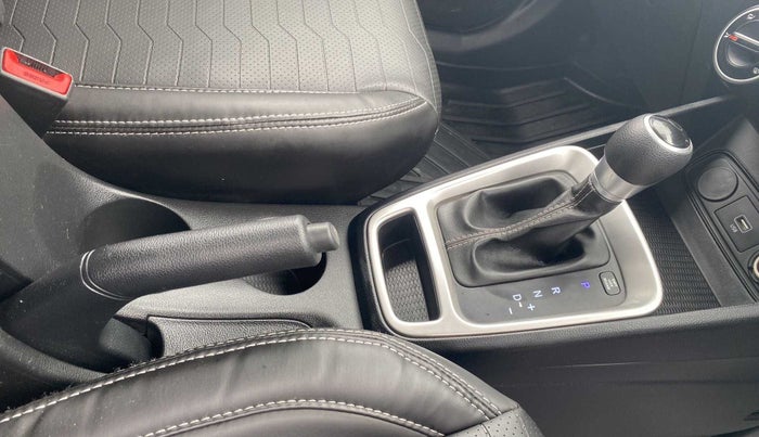 2019 Hyundai VENUE S 1.0 TURBO DCT, Petrol, Automatic, 37,535 km, Gear Lever