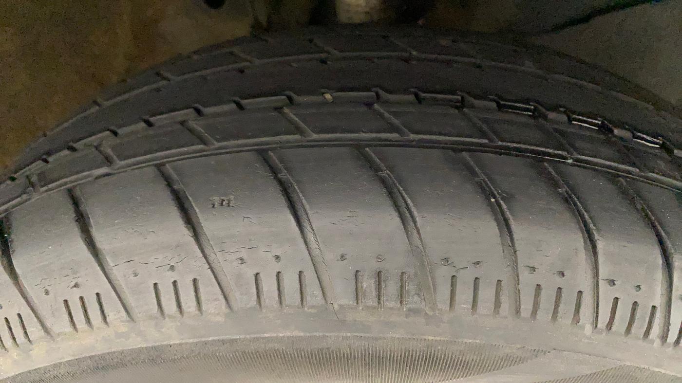 2019 Honda Amaze 1.2L I-VTEC S, Petrol, Manual, 74,105 km, Right Front Tyre Tread
