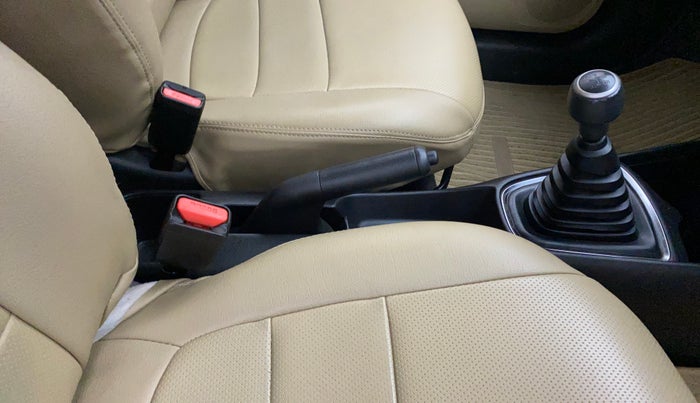 2019 Honda Amaze 1.2L I-VTEC S, Petrol, Manual, 74,105 km, Gear Lever