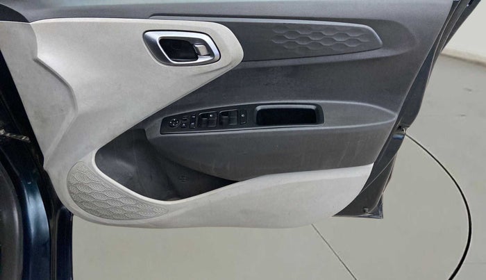 2021 Hyundai GRAND I10 NIOS SPORTZ 1.2 KAPPA VTVT CNG, CNG, Manual, 56,652 km, Driver Side Door Panels Control
