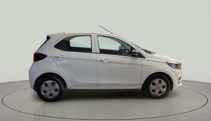 2022 Tata Tiago XT (O) PETROL, Petrol, Manual, 18,804 km, Right Side View
