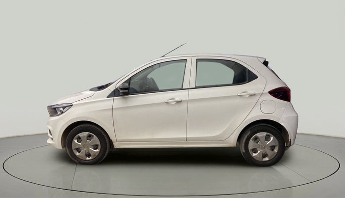 2022 Tata Tiago XT (O) PETROL, Petrol, Manual, 18,804 km, Left Side