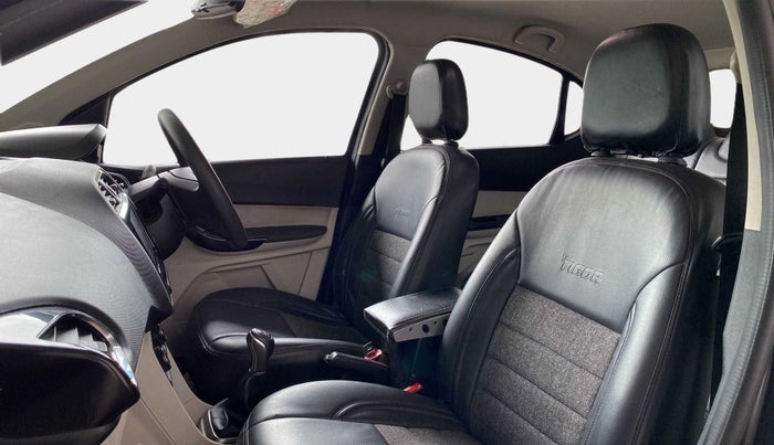 2022 Tata TIGOR XZ PLUS PETROL, Petrol, Manual, 35,540 km, Right Side Front Door Cabin
