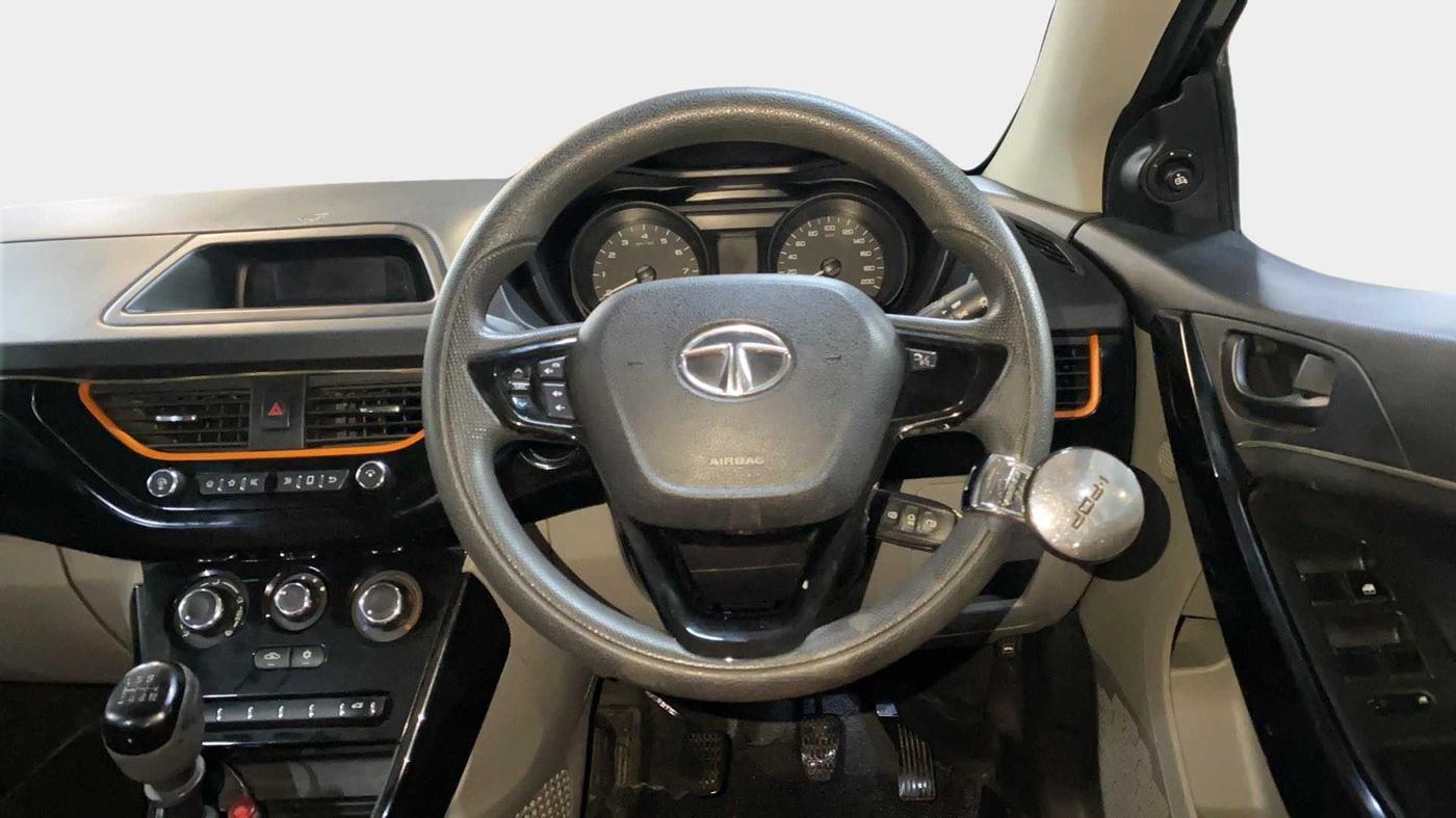 2019 Tata NEXON KRAZ MT PETROL, Petrol, Manual, 64,517 km, Steering Wheel Close Up