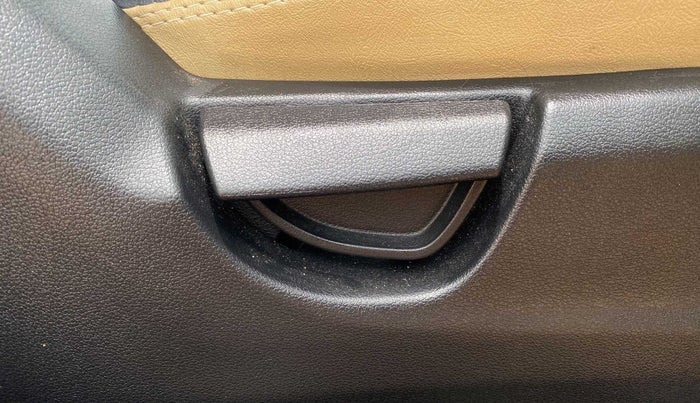 2021 Hyundai NEW SANTRO MAGNA AMT, Petrol, Automatic, 21,104 km, Driver Side Adjustment Panel