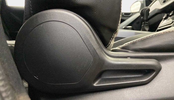 2020 Tata NEXON XM SUNROOF DIESEL, Diesel, Manual, 52,276 km, Driver Side Adjustment Panel