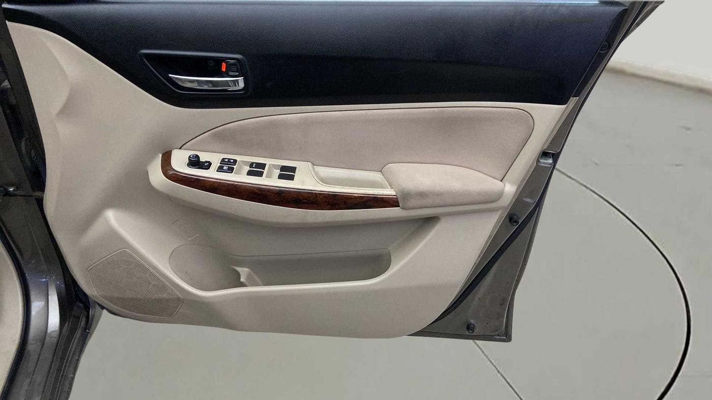 2019 Maruti Dzire ZXI AMT, Petrol, Automatic, 80,249 km, Driver Side Door Panels Control