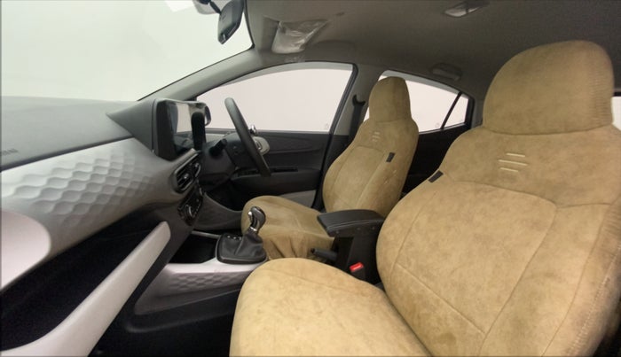 2022 Hyundai GRAND I10 NIOS SPORTZ AMT 1.2 KAPPA VTVT, Petrol, Automatic, 8,352 km, Right Side Front Door Cabin