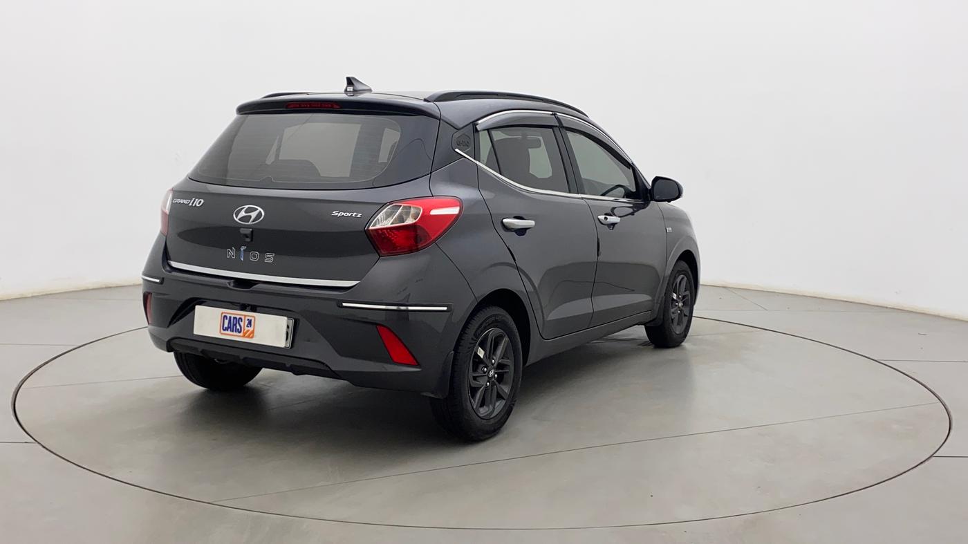 2022 Hyundai GRAND I10 NIOS SPORTZ AMT 1.2 KAPPA VTVT, Petrol, Automatic, 8,352 km, Right Back Diagonal