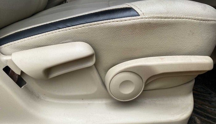 2015 Maruti Swift Dzire ZXI, Petrol, Manual, 37,712 km, Driver Side Adjustment Panel