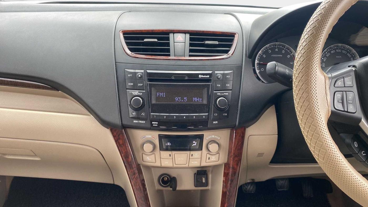 2015 Maruti Swift Dzire ZXI, Petrol, Manual, 37,712 km, Air Conditioner