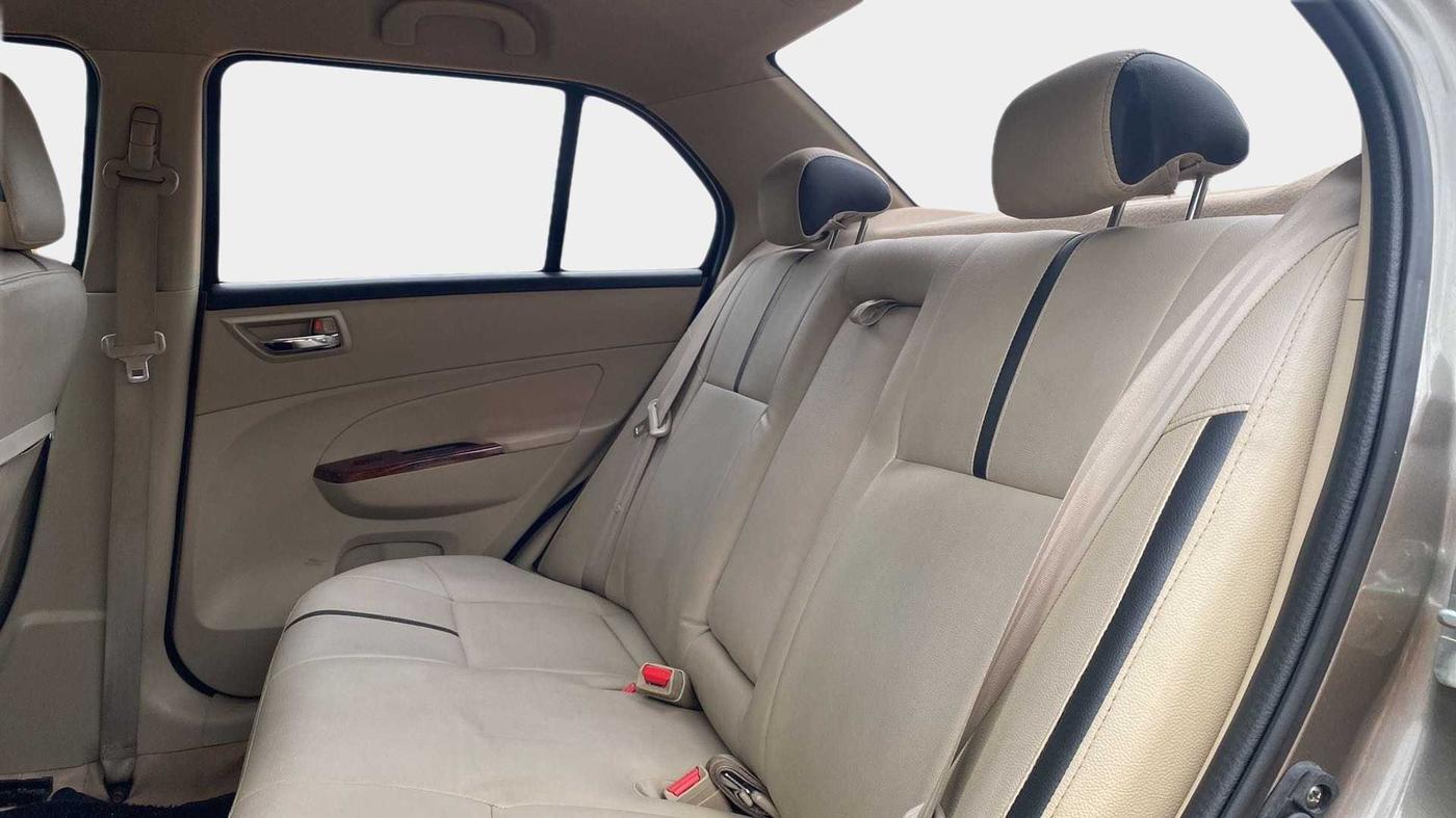 2015 Maruti Swift Dzire ZXI, Petrol, Manual, 37,712 km, Right Side Rear Door Cabin