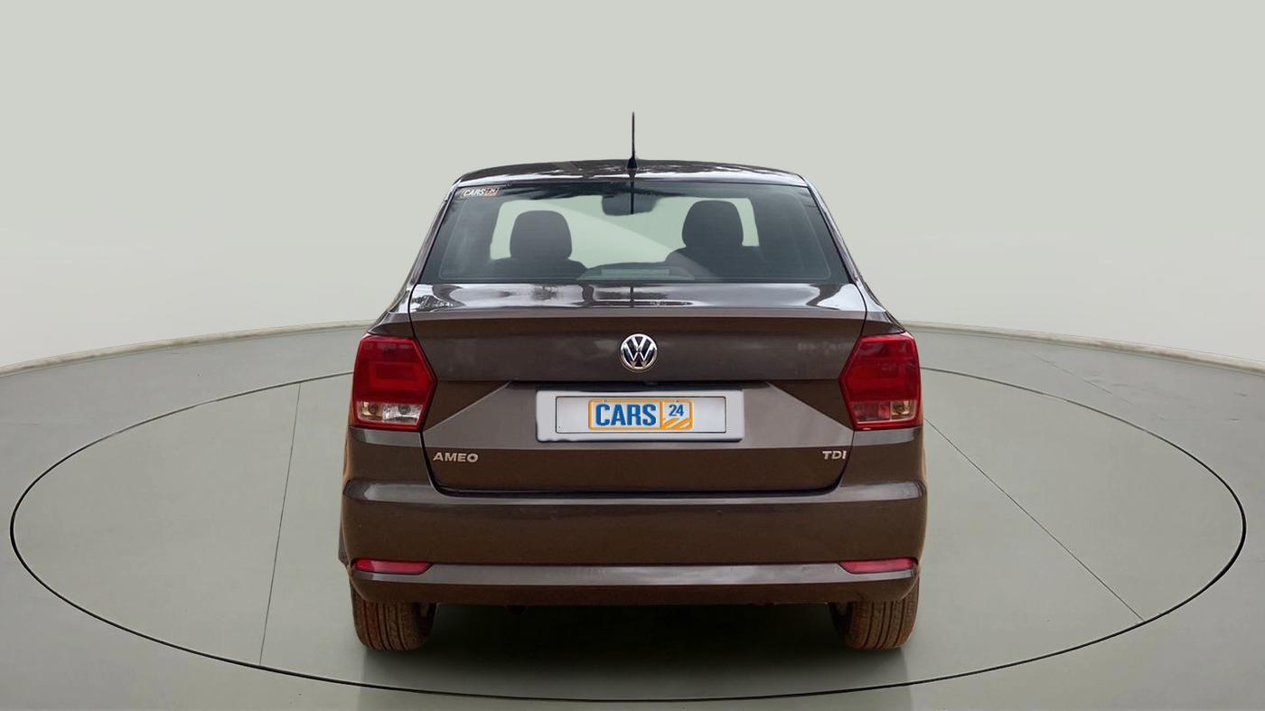 2016 Volkswagen Ameo HIGHLINE1.5L, Diesel, Manual, 87,220 km, Back/Rear