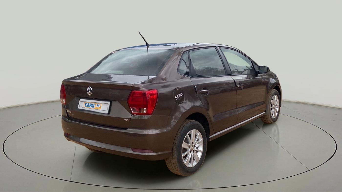 2016 Volkswagen Ameo HIGHLINE1.5L, Diesel, Manual, 87,220 km, Right Back Diagonal