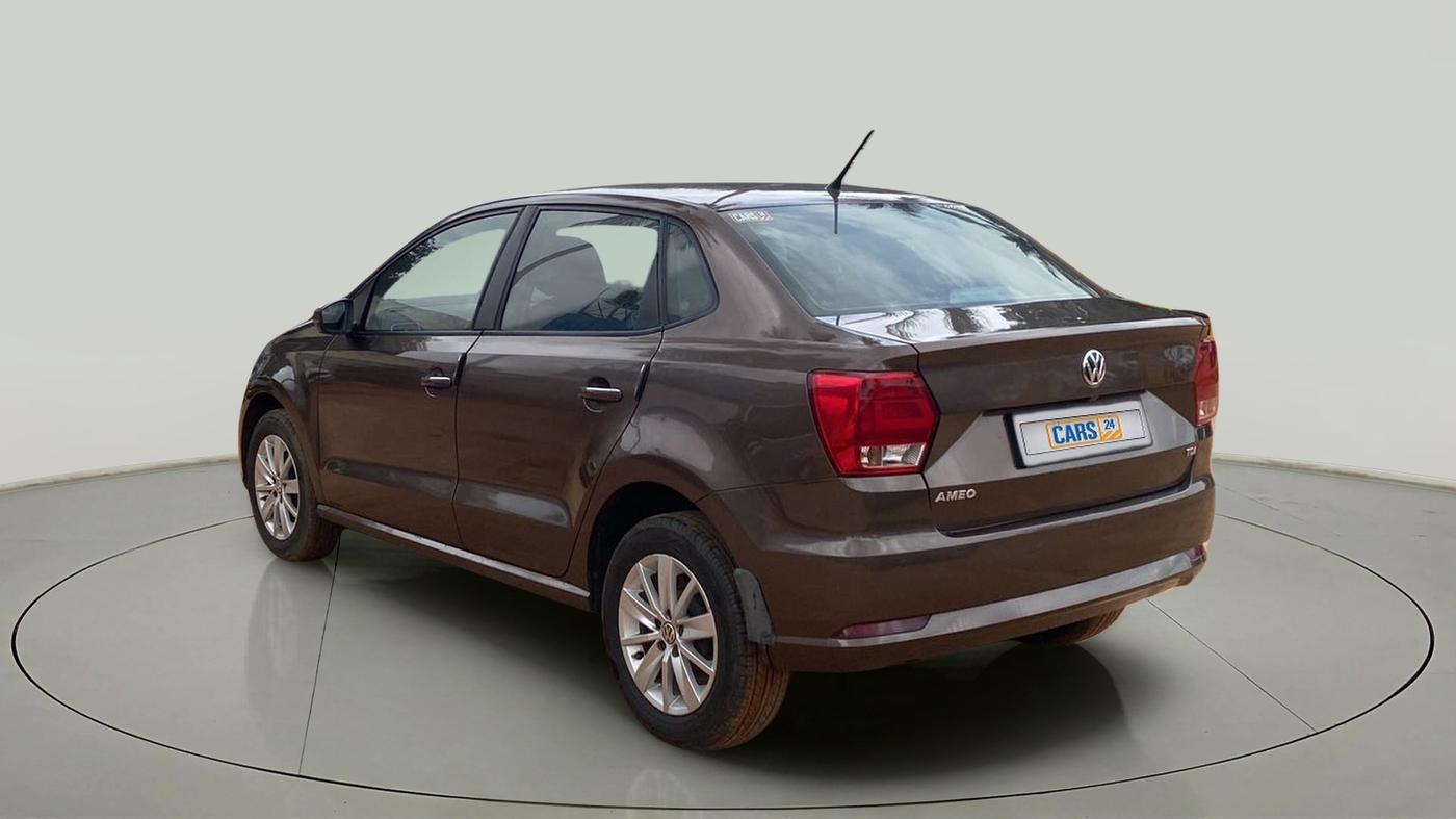 2016 Volkswagen Ameo HIGHLINE1.5L, Diesel, Manual, 87,220 km, Left Back Diagonal