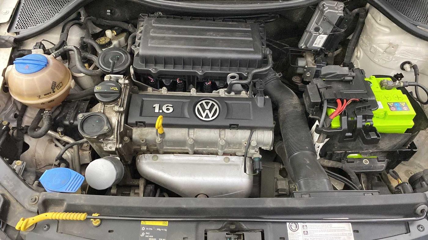 2016 Volkswagen Vento HIGHLINE 1.6 MPI, Petrol, Manual, 69,982 km, Open Bonet
