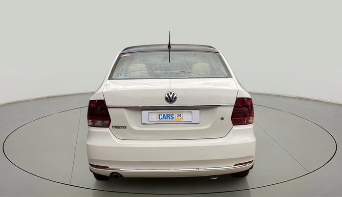 2016 Volkswagen Vento HIGHLINE 1.6 MPI, Petrol, Manual, 69,982 km, Back/Rear