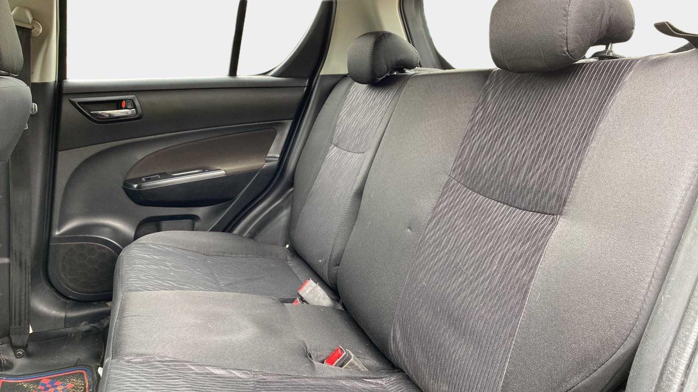 2017 Maruti Swift VXI O, Petrol, Manual, 81,391 km, Right Side Rear Door Cabin