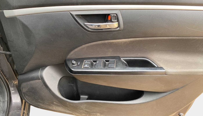 2017 Maruti Swift VXI O, Petrol, Manual, 81,391 km, Driver Side Door Panels Control