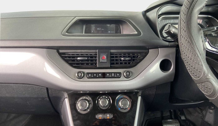2021 Tata NEXON XMA PETROL, Petrol, Automatic, 21,705 km, Air Conditioner