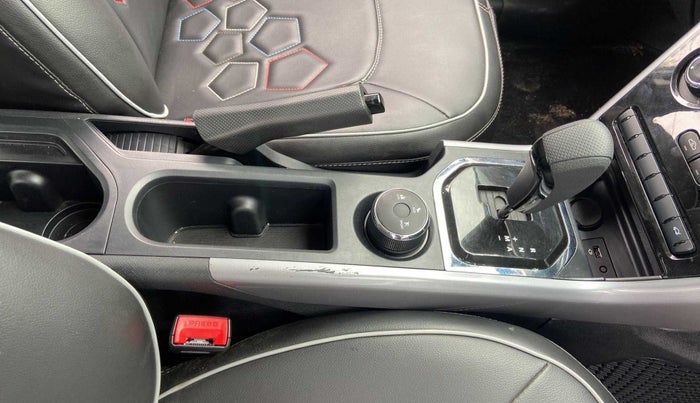 2021 Tata NEXON XMA PETROL, Petrol, Automatic, 21,705 km, Gear Lever